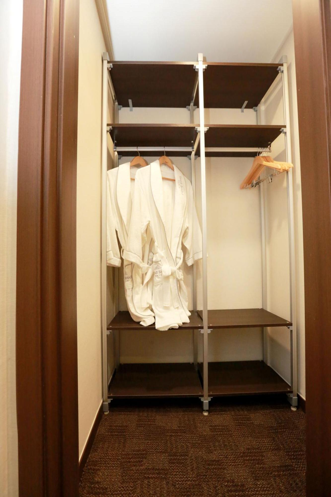 Ramada Taebaek Hotel Room photo